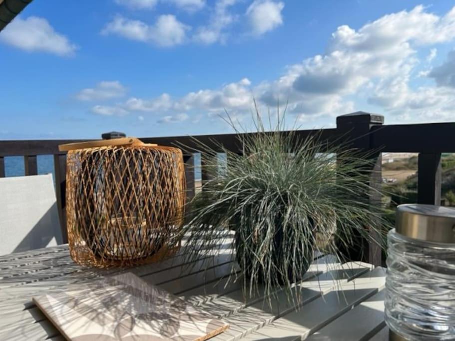 Apartament Sur La Plage / Enjoy The Beach Cabourg Zewnętrze zdjęcie
